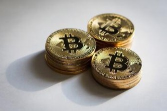 比特币在哪个平台上购买最正规？最靠谱的比特币交易软件